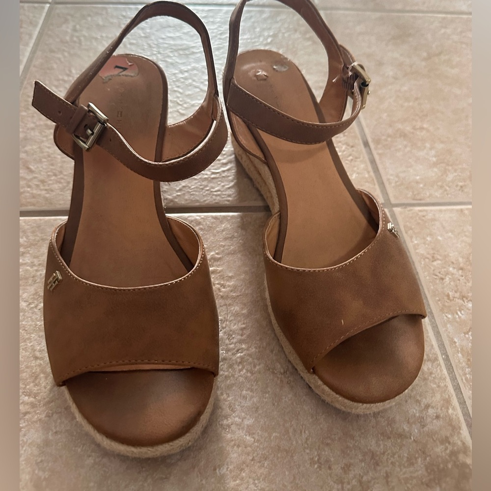 Tommy hillfiger wedges.